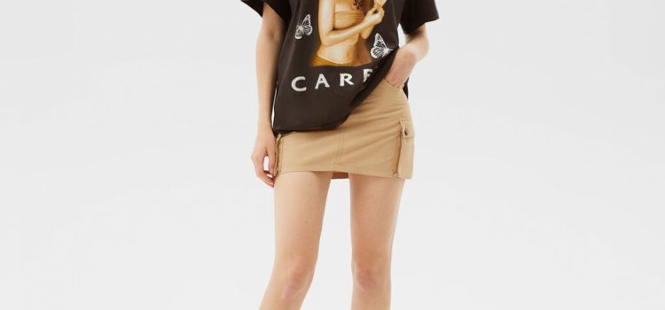 Bershka lanza una camiseta de Mariah Carey