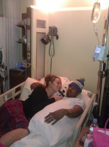 Mariah Carey junto a Nick Cannon en el Hospital 